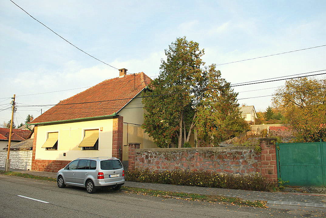 Koophuis in Hongarije Kossuth 40 Sály 01